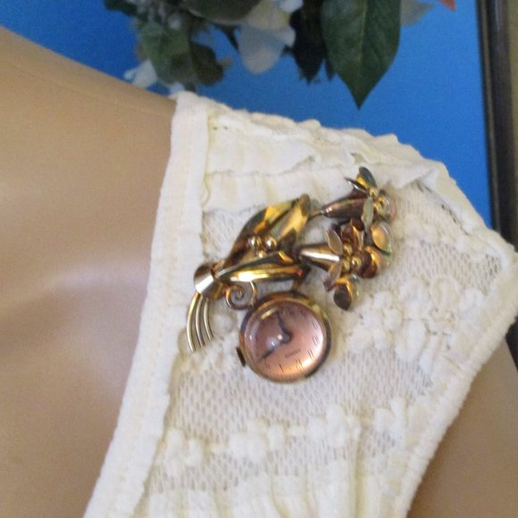 HARMAN Sterling Vermeil Mechanical Watch Brooch ~ 1930s Floral Wind Up Watch Pin - Picture 11 of 14